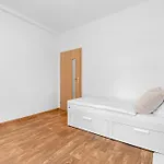 아파트 Spacious 3Br Apt By Bus Station Nivy Mall With Ac 브라티슬라바
