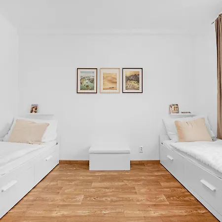 Spacious 3br By Bus Station Nivy Mall With Ac 브라티슬라바